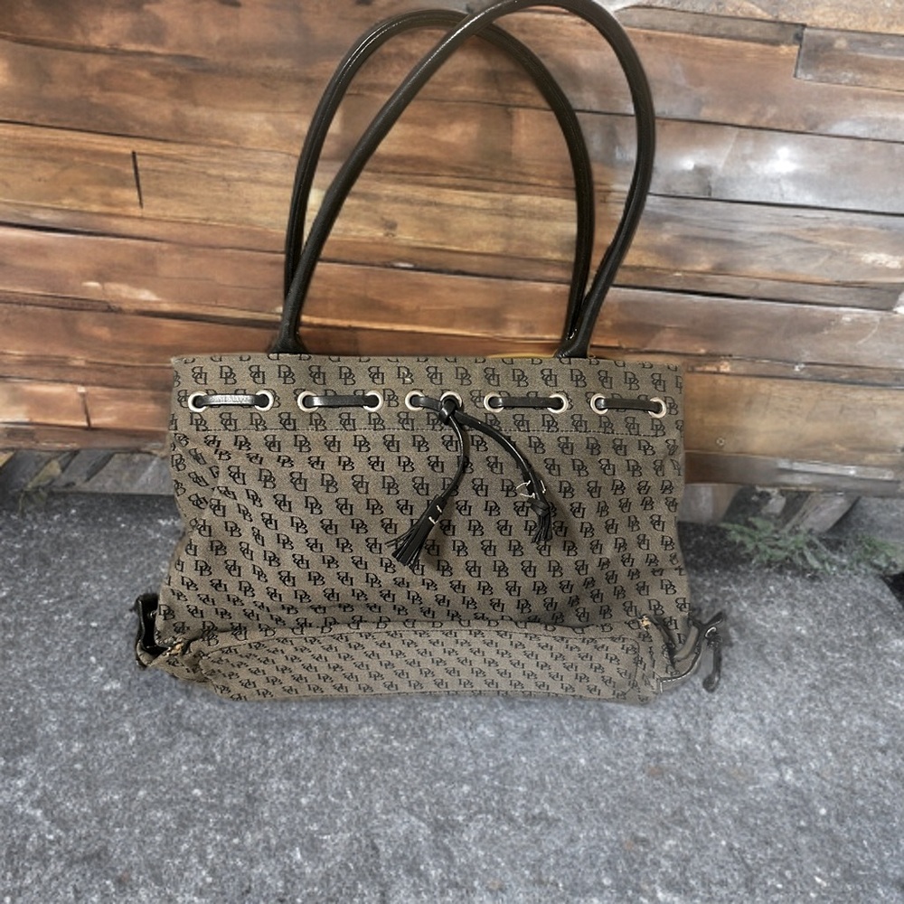 Dooney & Bourke Classic Signature Tote